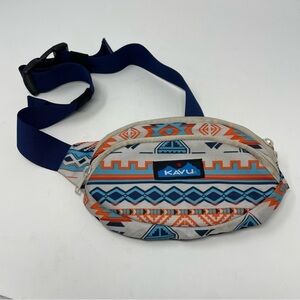 Kavu Horizon Range Zippered Crossbody Belt Bag
